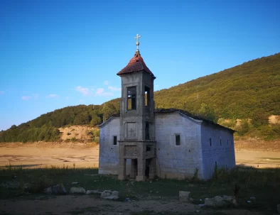 mavrovo-lake-church
